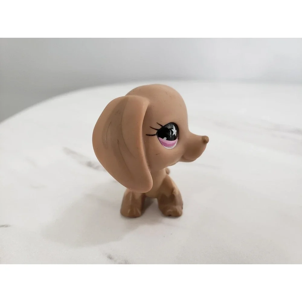 Littlest Pet Shop Authentic Dachshund Dog‎ # 932